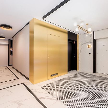 Apartment Old Town Krowoderska With Free Underground Garage Krakau Buitenkant foto